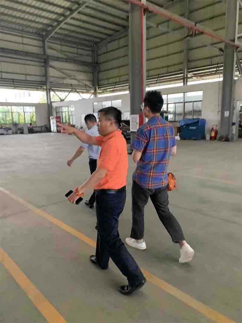 1653960663358868.jpg 332.jpg